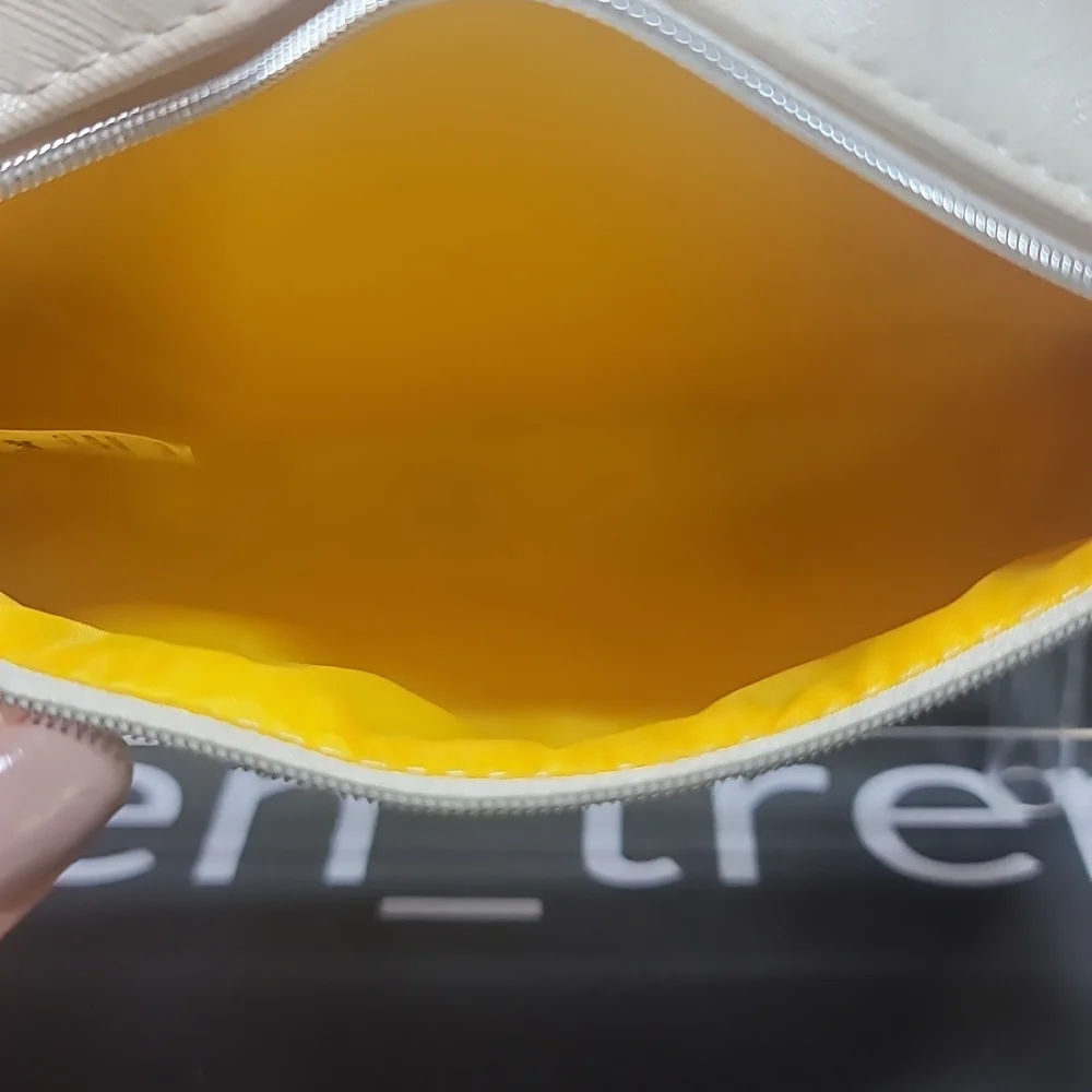 IPSY Gudetama bag